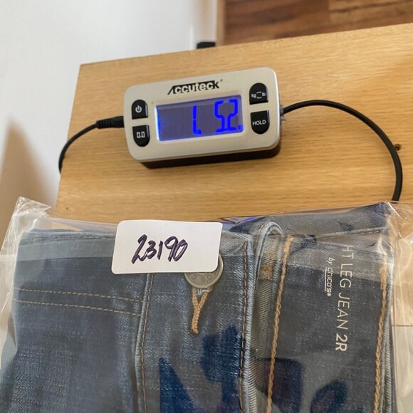 Chicos Jeans Womens 2 US 12 Blue Medium Wash Denim Straight Leg Stretch Casual - Picture 12 of 12